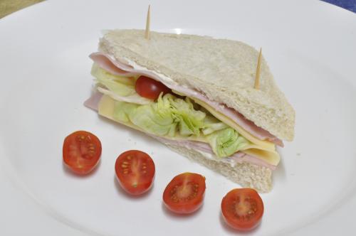 Pražský snídaňový sendvič  – Snadné Česko recept, zvládnete za Do 30 minut